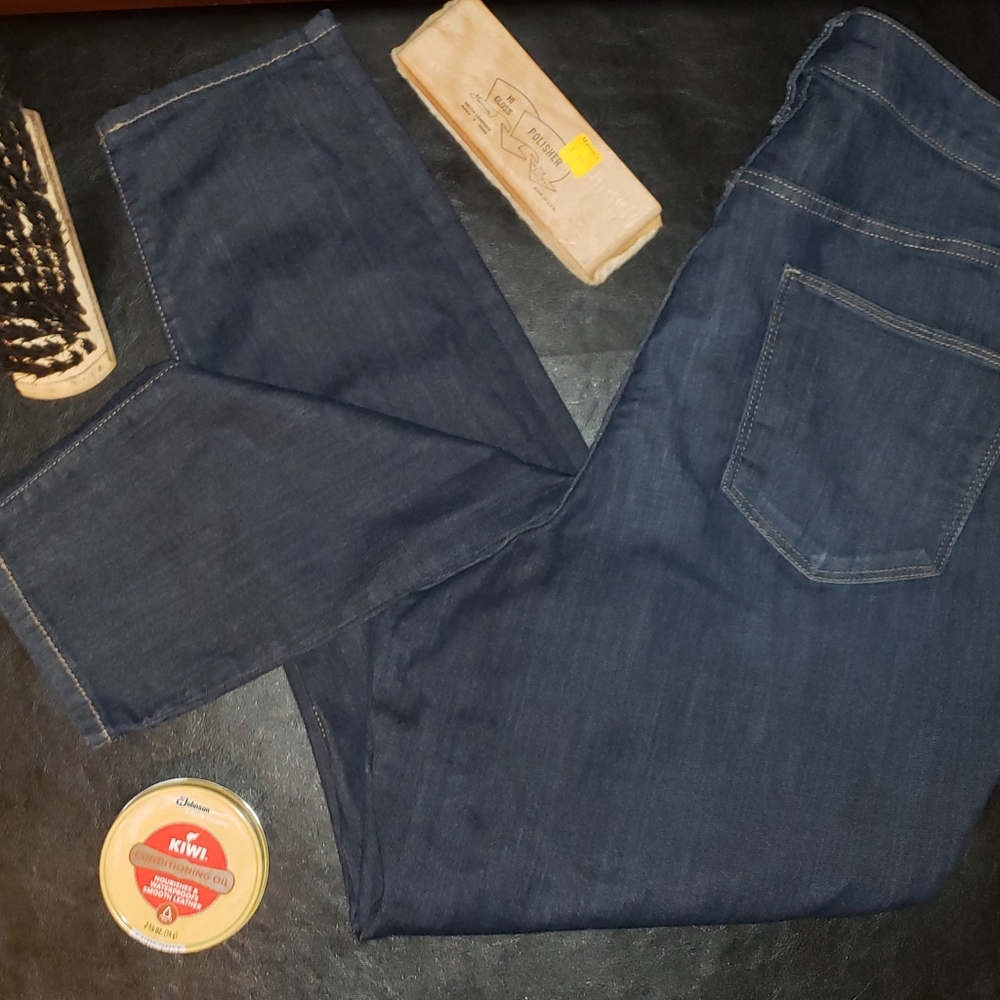 Universal thread stretch  Jean's sz 18 $23